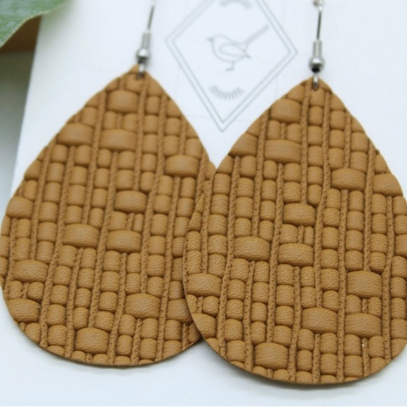 5/$25 Genuine Leather Camel Brown Weave Teardrop Earrings - Picture 2 of 3